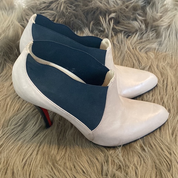 CHRISTIAN LOUBOUTIN BOOTIES - Picture 4 of 9